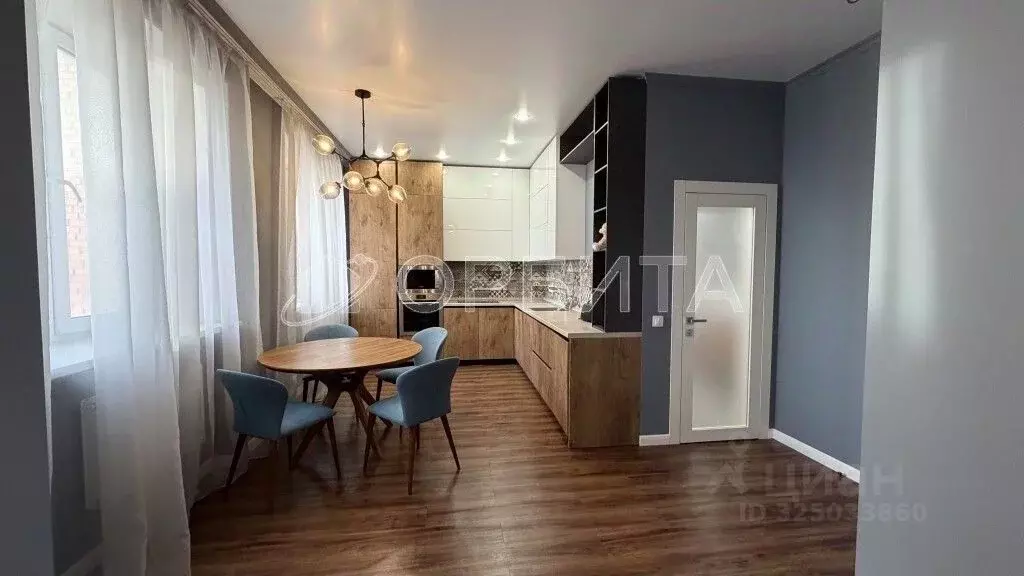 2-к кв. Тюменская область, Тюмень ул. Короленко, 12 (66.1 м) - Фото 1