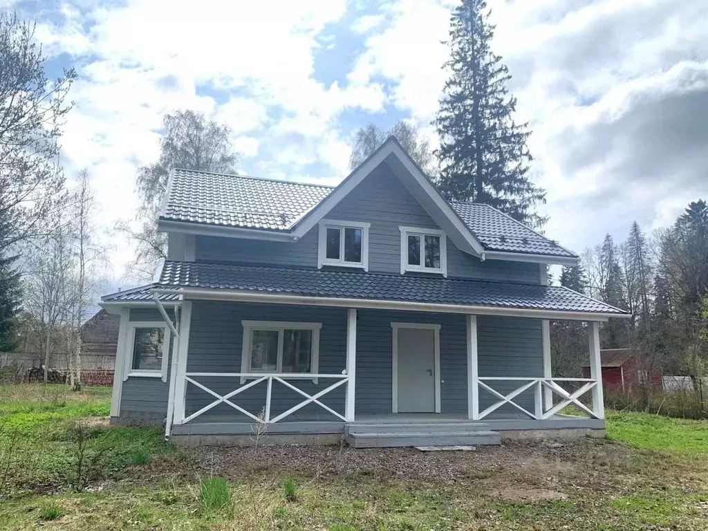 Дом в Ленинградская область, Гатчинский район, Вырица городской ... - Фото 0