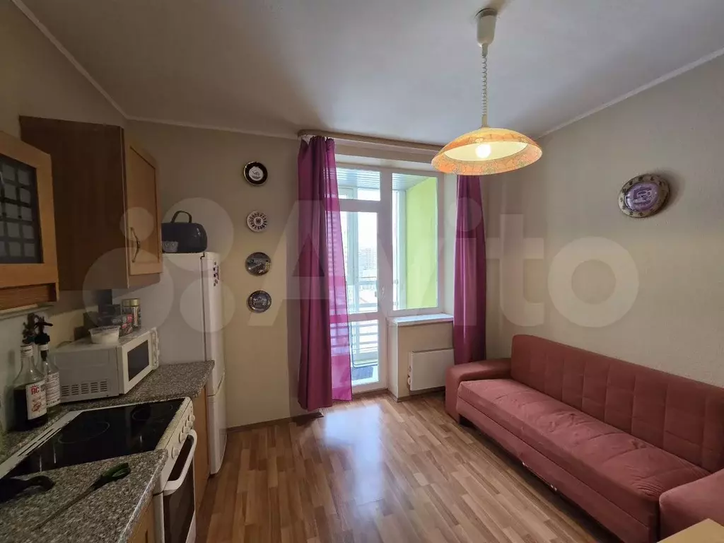 1-к. квартира, 43 м, 7/18 эт. - Фото 1