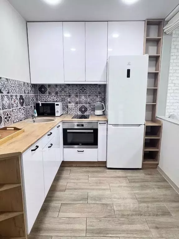 Студия Томская область, Томск Черемошники мкр, ул. Кедровая, 34 (32.0 ... - Фото 1