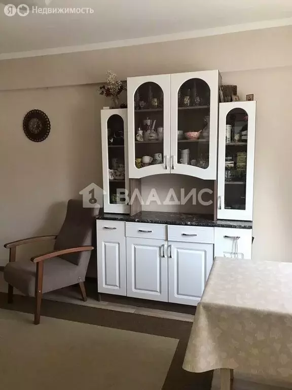 3-комнатная квартира: Бийск, улица Петра Мерлина, 25 (59.4 м) - Фото 1