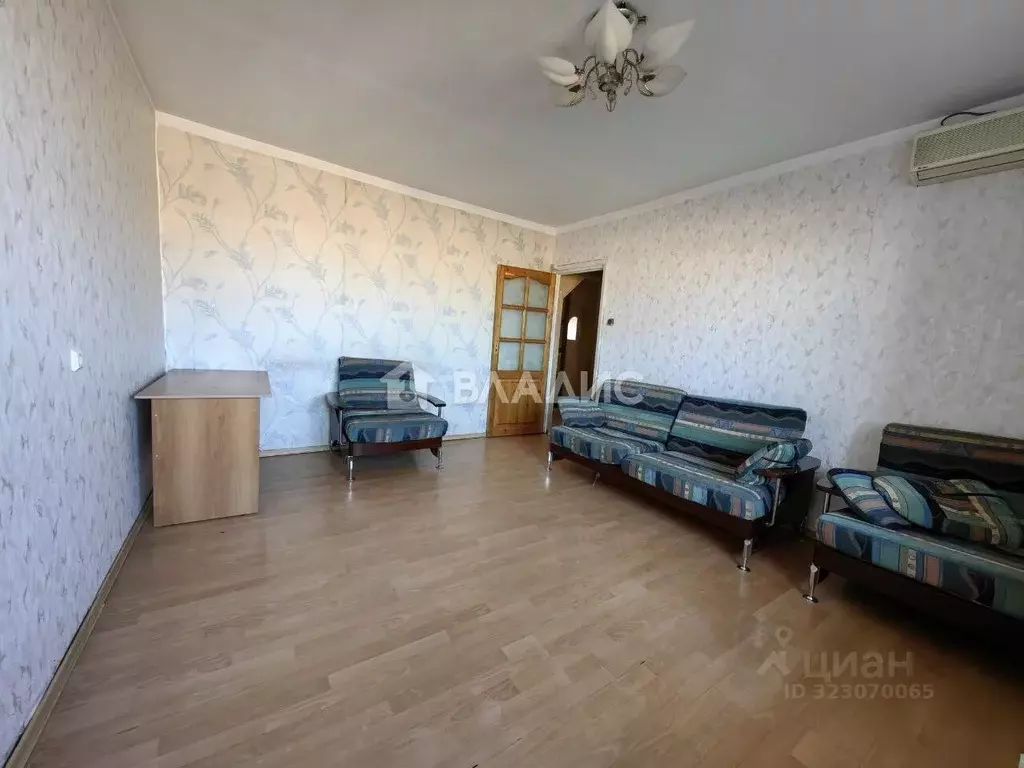 3-к кв. Бурятия, Улан-Удэ ул. Жердева, 35 (67.0 м) - Фото 1