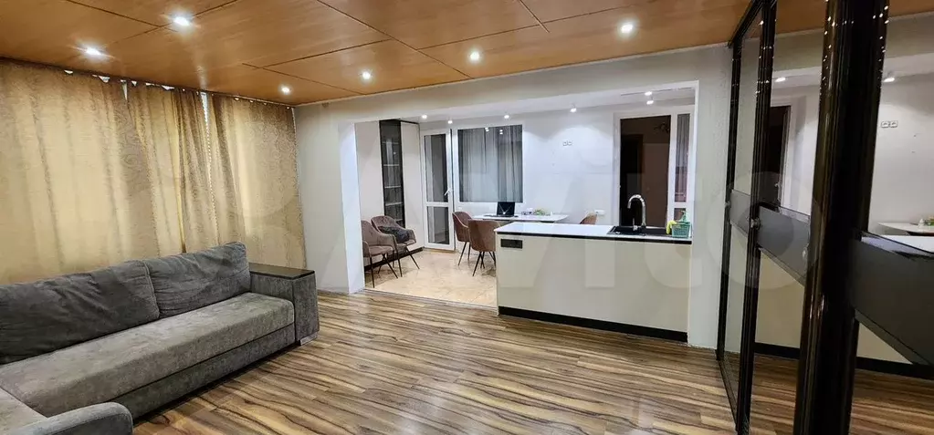2-к. квартира, 68 м, 1/4 эт. - Фото 1