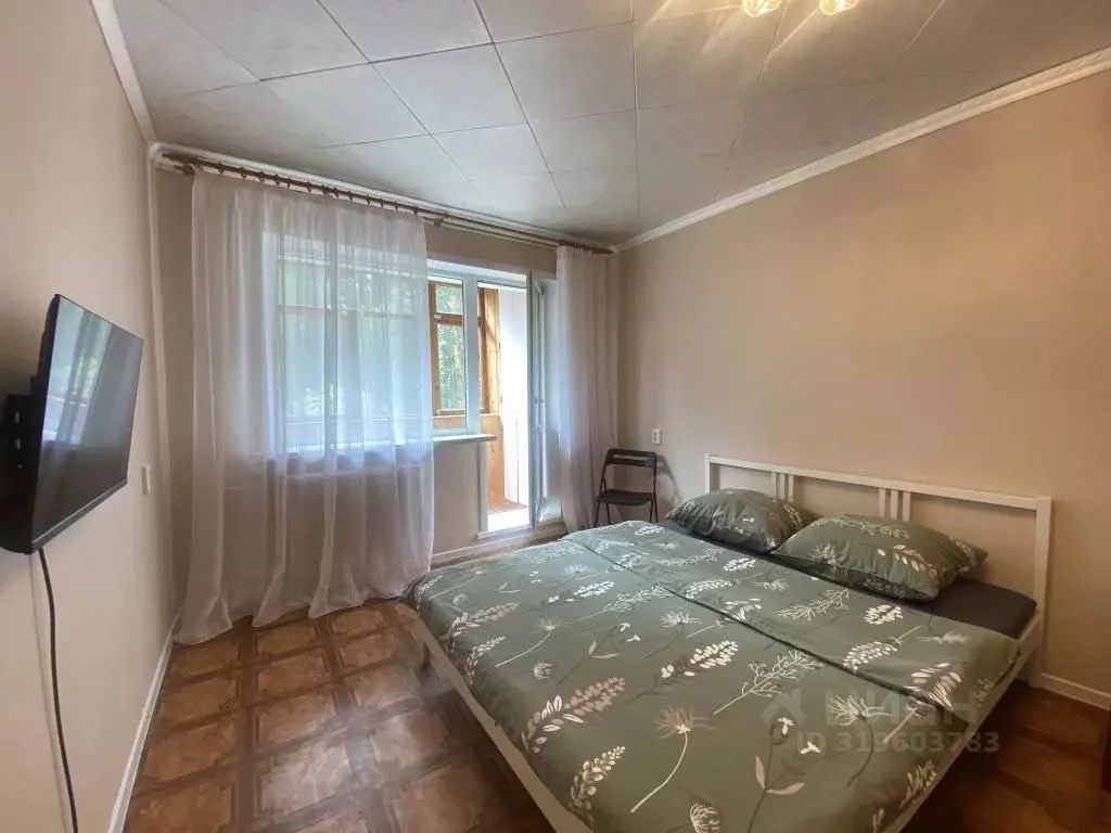 2-к кв. Свердловская область, Заречный ул. Кузнецова, 1 (45.0 м) - Фото 0