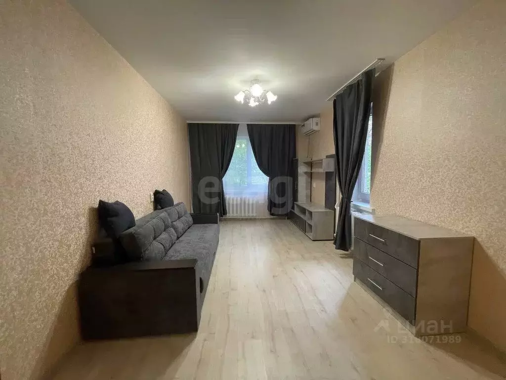 1-к кв. Крым, Симферополь ул. Балаклавская (42.2 м) - Фото 1