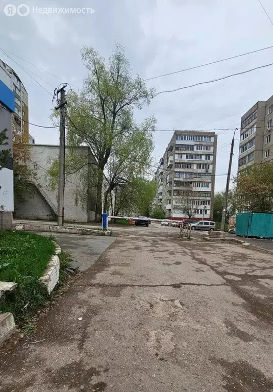 3-комнатная квартира: Уфа, улица Бессонова, 35 (65.4 м) - Фото 1