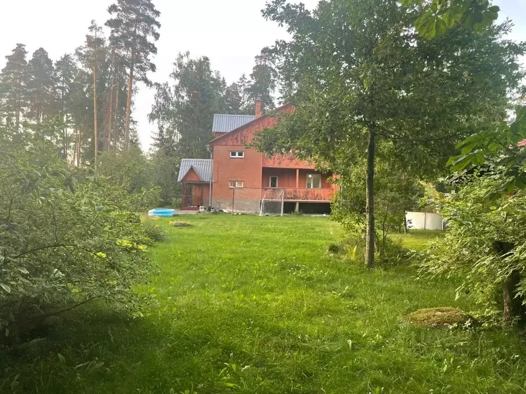 Дом в Ленинградская область, Гатчинский район, Вырица городской ... - Фото 0