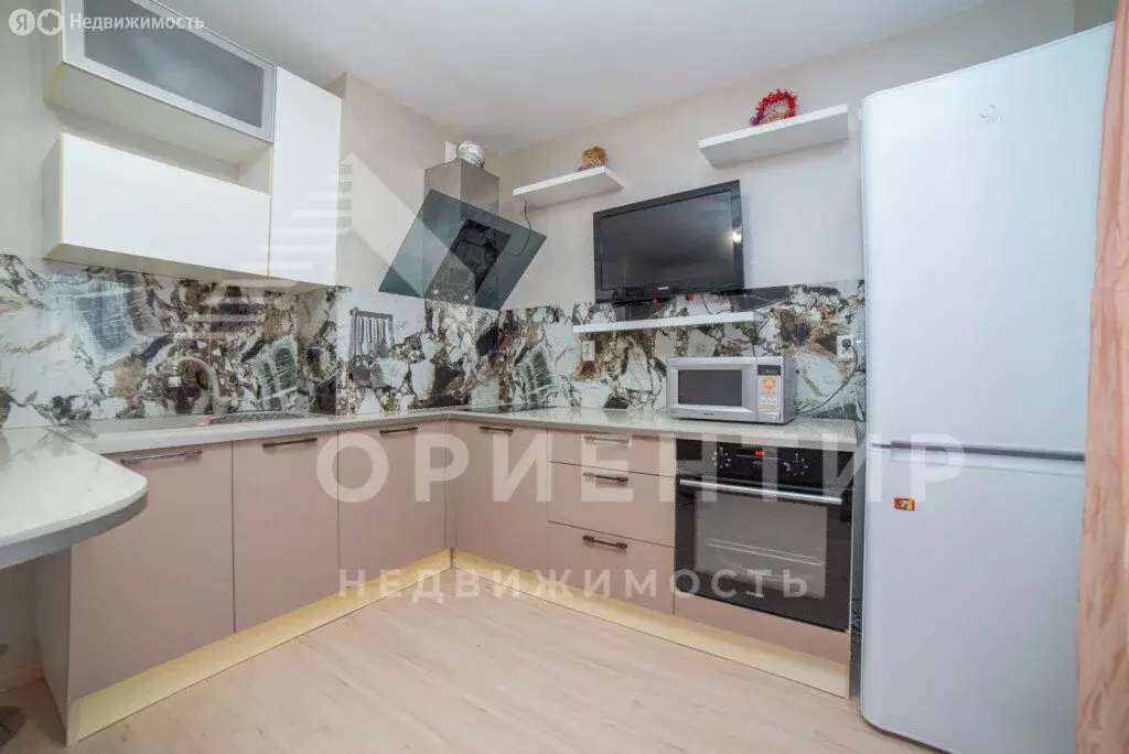 1-комнатная квартира: Екатеринбург, Латвийская улица, 48/2 (40.3 м) - Фото 0