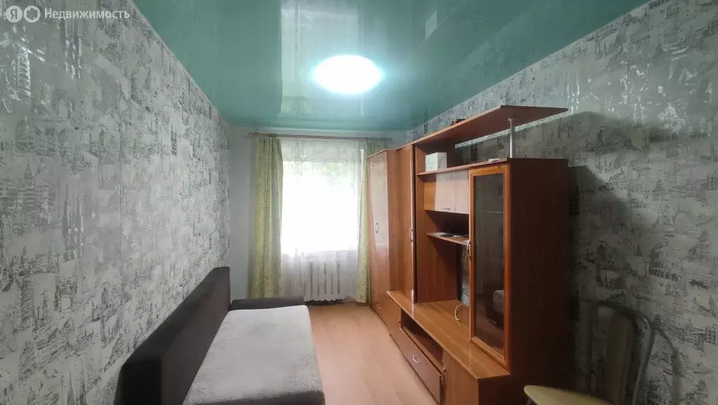 3-комнатная квартира: Киров, Нововятский район, улица МОПРа, 10А (67.4 ... - Фото 2