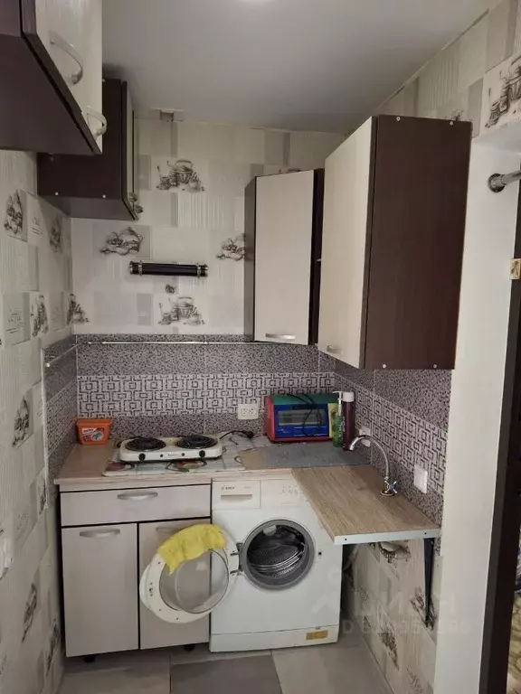 Комната Волгоградская область, Волжский ул. Горького, 3 (13.0 м) - Фото 1