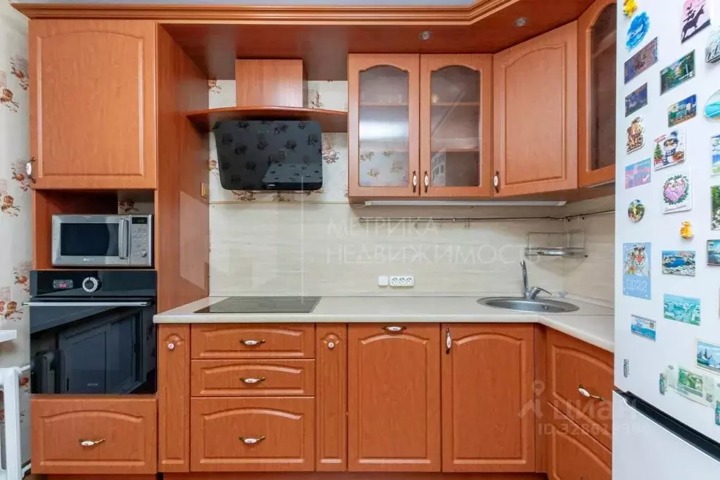 3-к кв. Тюменская область, Тюмень Заречный проезд, 12 (59.5 м) - Фото 1