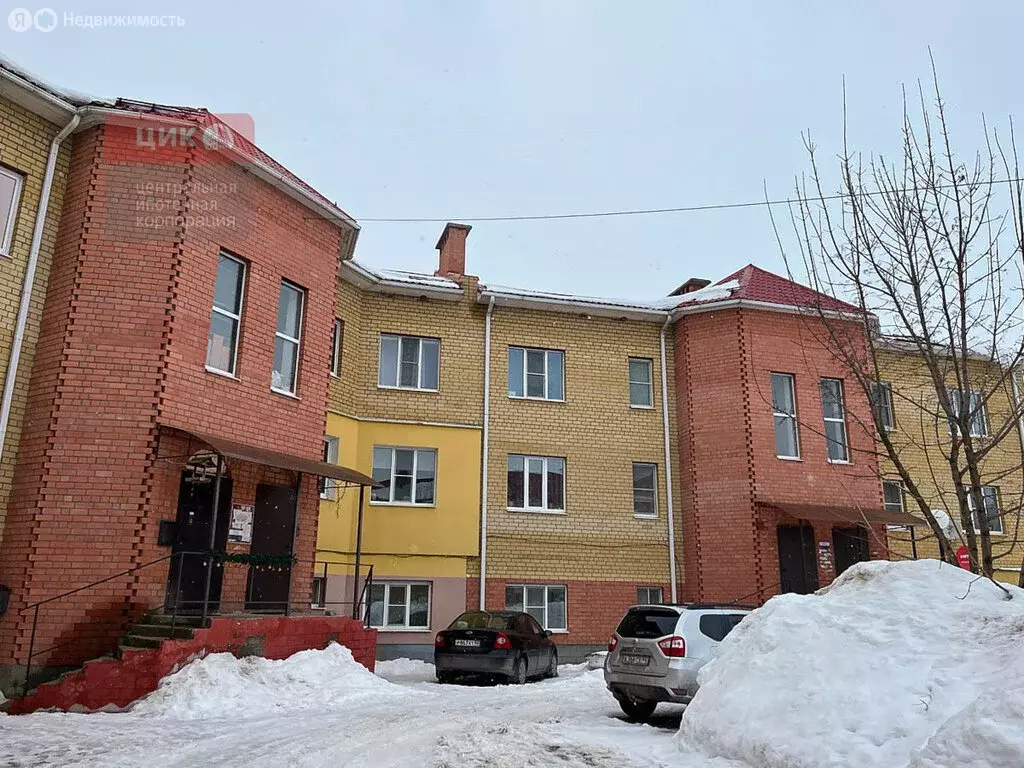 2-комнатная квартира: село Дядьково, улица Грачи, 77 (67.4 м) - Фото 1