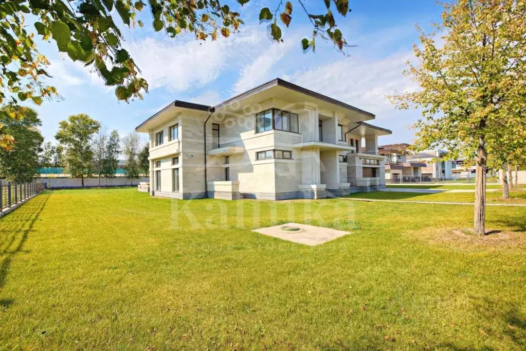 Дом в Московская область, Одинцовский городской округ, д. Жуковка, ... - Фото 1