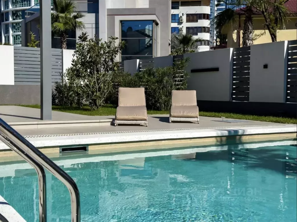 Дом в Краснодарский край, Сочи Светлана мкр, ул. Гагринская, 3/3 (300 ... - Фото 2