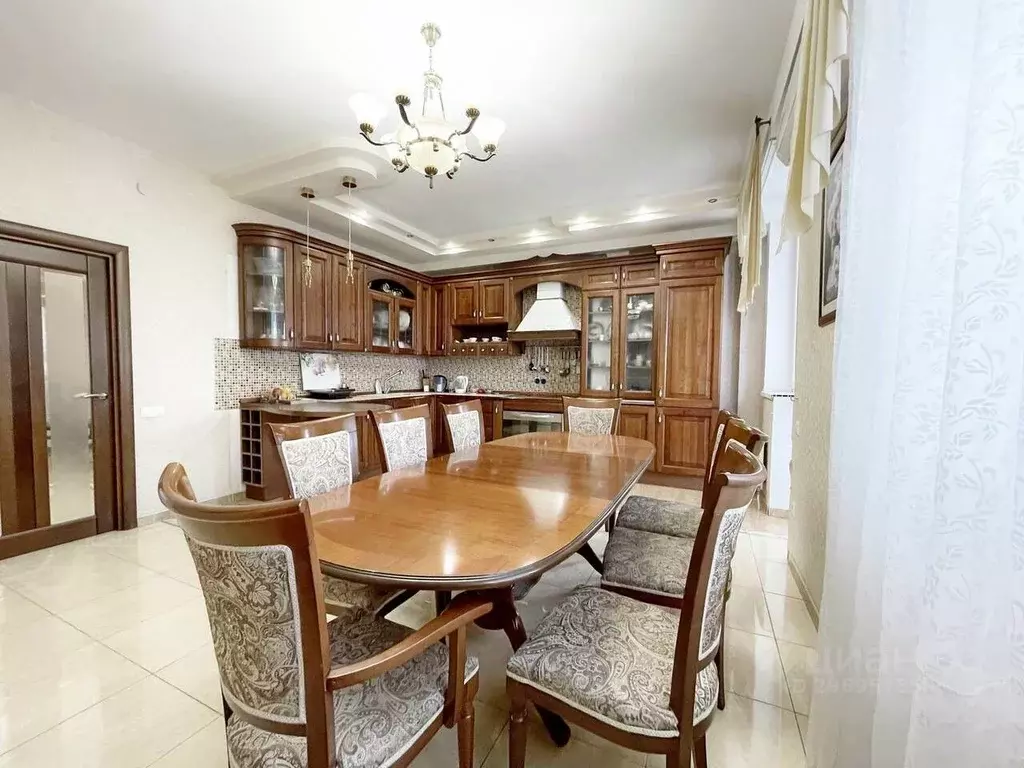 4-к кв. Ставропольский край, Ставрополь ул. Мира, 282/2 (181.0 м) - Фото 1