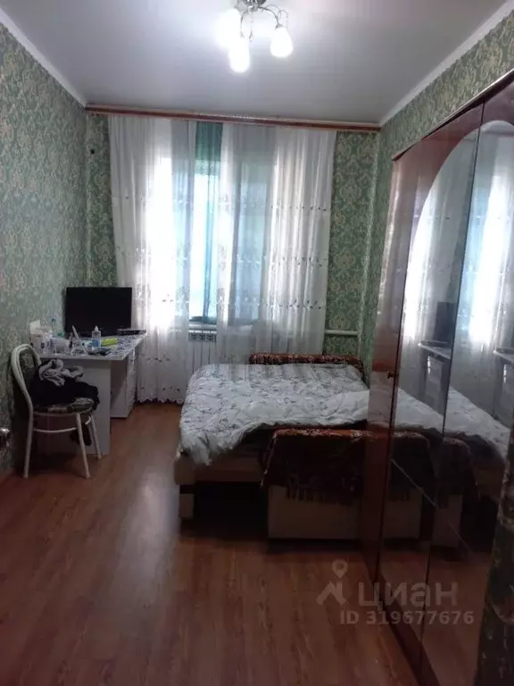 Дом в Краснодарский край, Новороссийск городской округ, с. Гайдук ул. ... - Фото 1