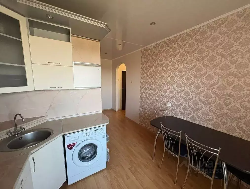 2-к кв. Белгородская область, Белгород ул. Есенина, 42 (50.9 м) - Фото 2