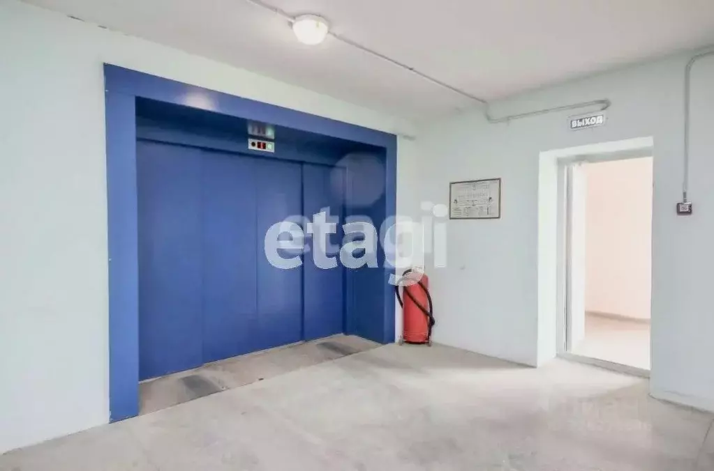 Гараж в Тюменская область, Тюмень ул. Ю.-Р.Г. Эрвье, 11 (19 м) - Фото 1