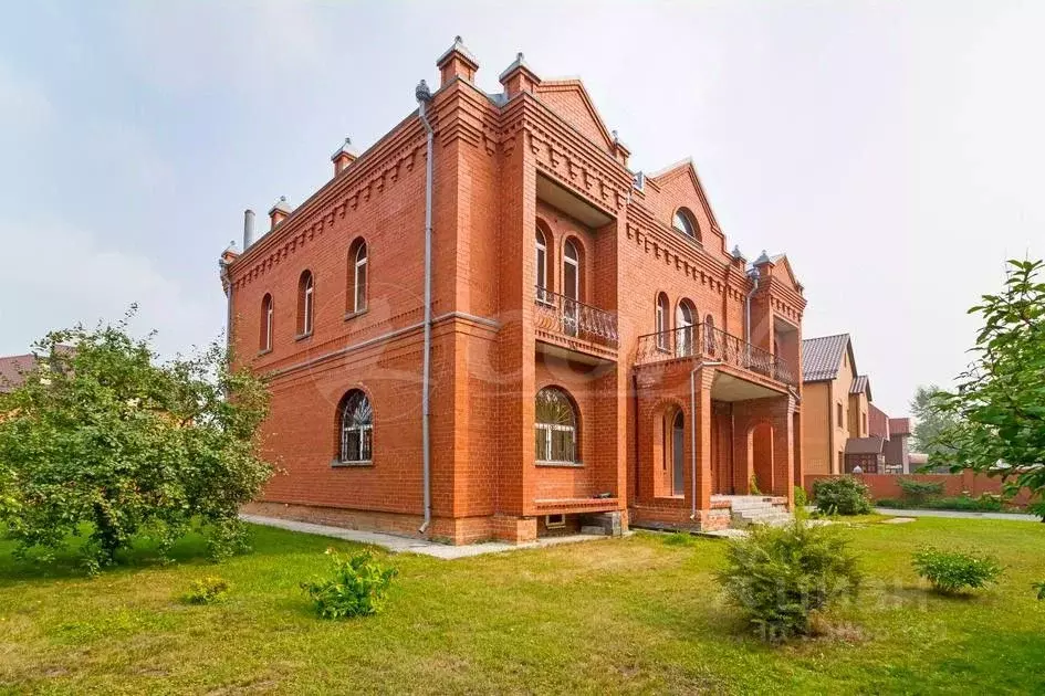 Дом в Тюменская область, Тюмень Барнаульская ул., 60А (664 м) - Фото 0