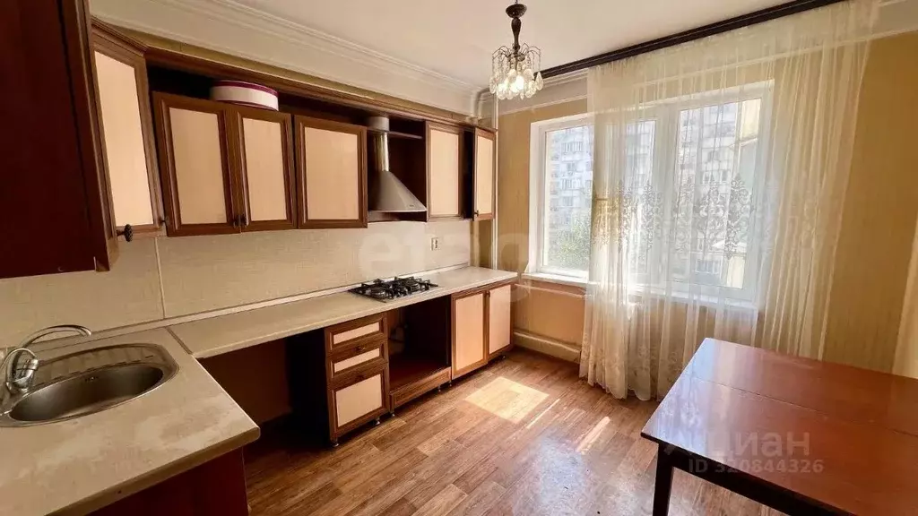 3-к кв. Дагестан, Махачкала пер. Индустриальный, 10 (101.0 м) - Фото 0