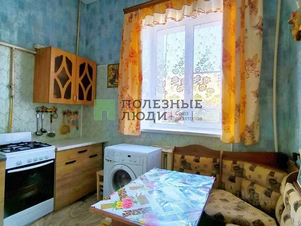 3-к кв. Орловская область, Орловский район, пос. Биофабрика ул. ... - Фото 0