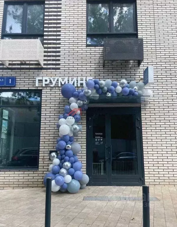 Торговая площадь в Москва ул. Сокольнический Вал, 1 (70 м) - Фото 1