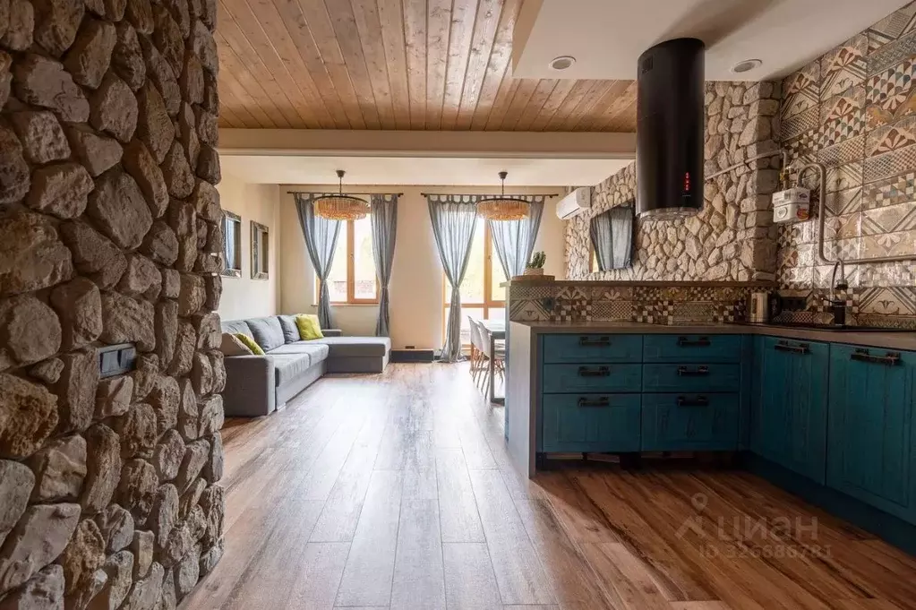 2-к кв. Краснодарский край, Сочи Красная Поляна пгт, ул. Турчинского, ... - Фото 2