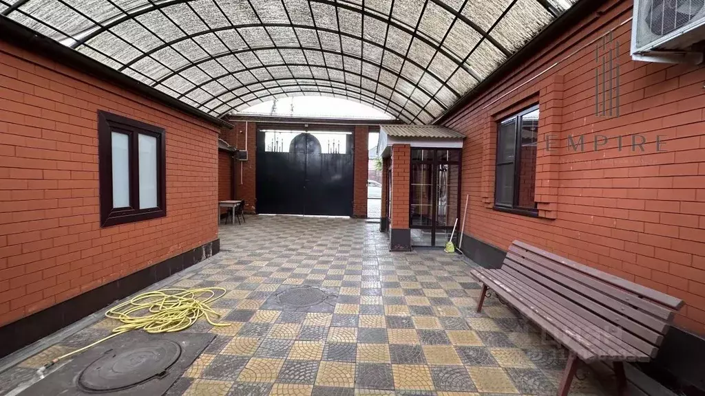 Дом в Чеченская республика, Грозный ул. У.А. Арснукаева, 36 (320 м) - Фото 0