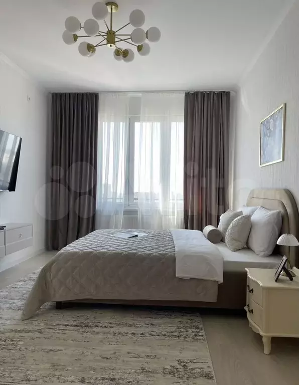 1-к. квартира, 40 м, 19/27 эт. - Фото 1