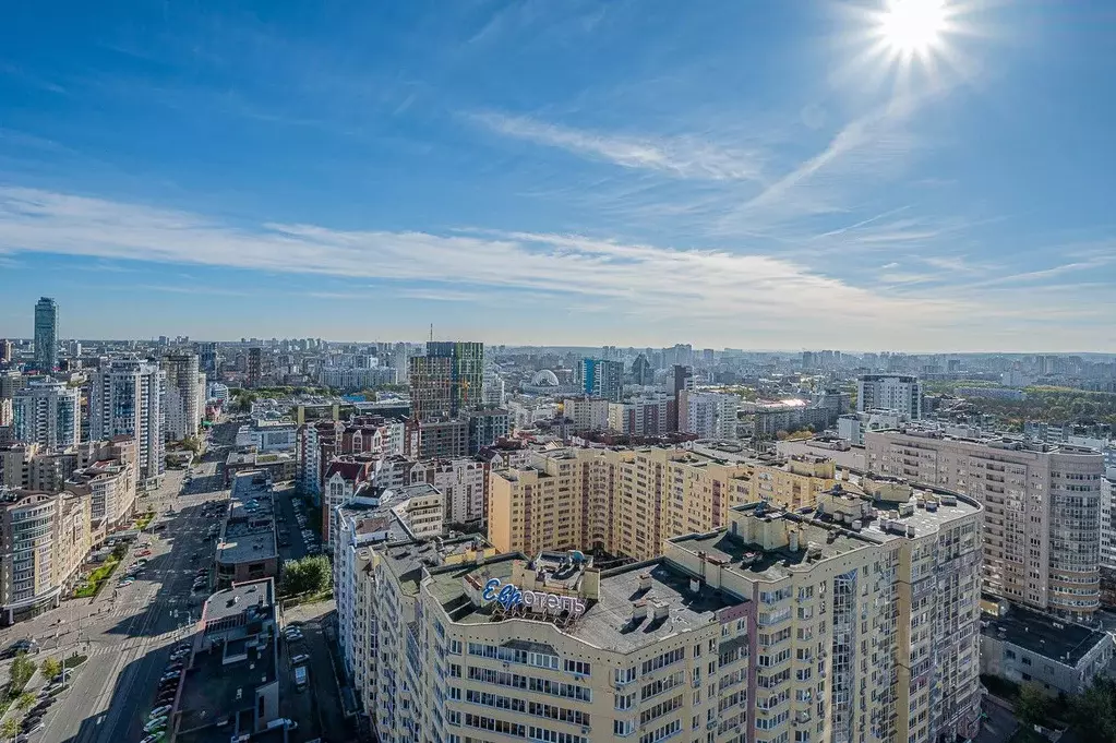 Помещение свободного назначения в Свердловская область, Екатеринбург ... - Фото 1