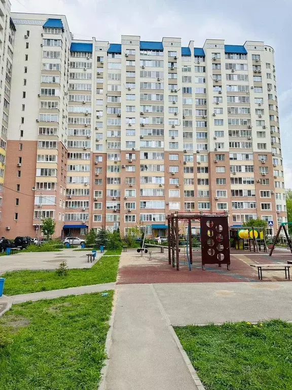 3-к. квартира, 98 м, 1/17 эт. - Фото 1