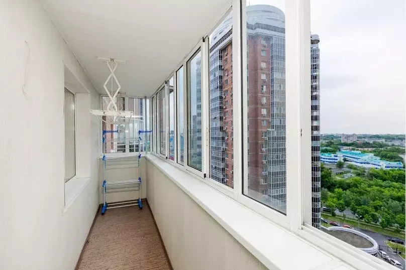 1-к кв. Хабаровский край, Хабаровск ул. Шеронова, 10 (46.0 м) - Фото 1