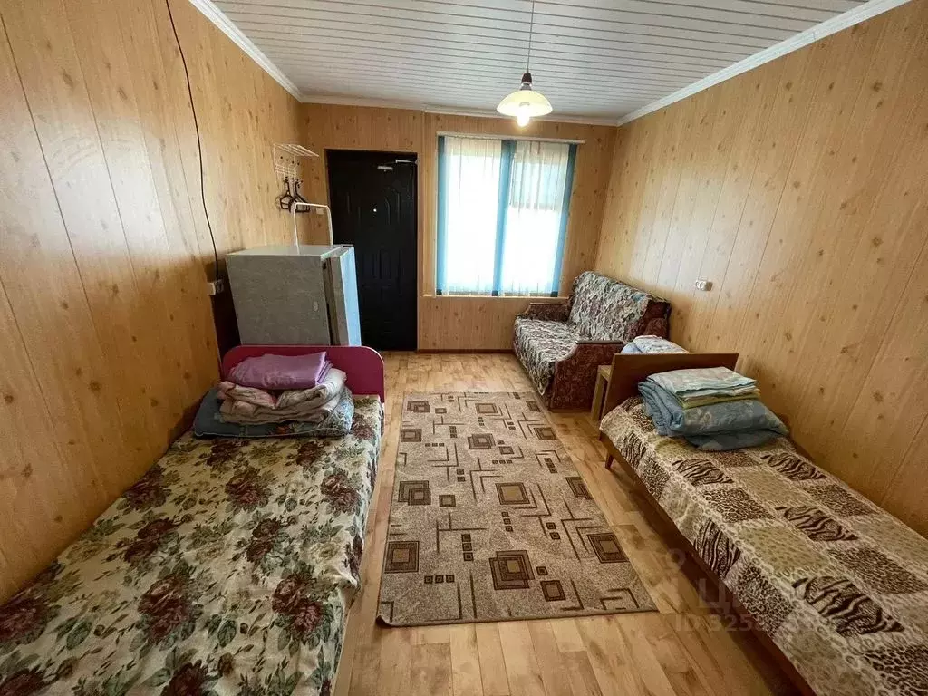 Комната Алтайский край, Яровое Заводская ул., 44 - Фото 1