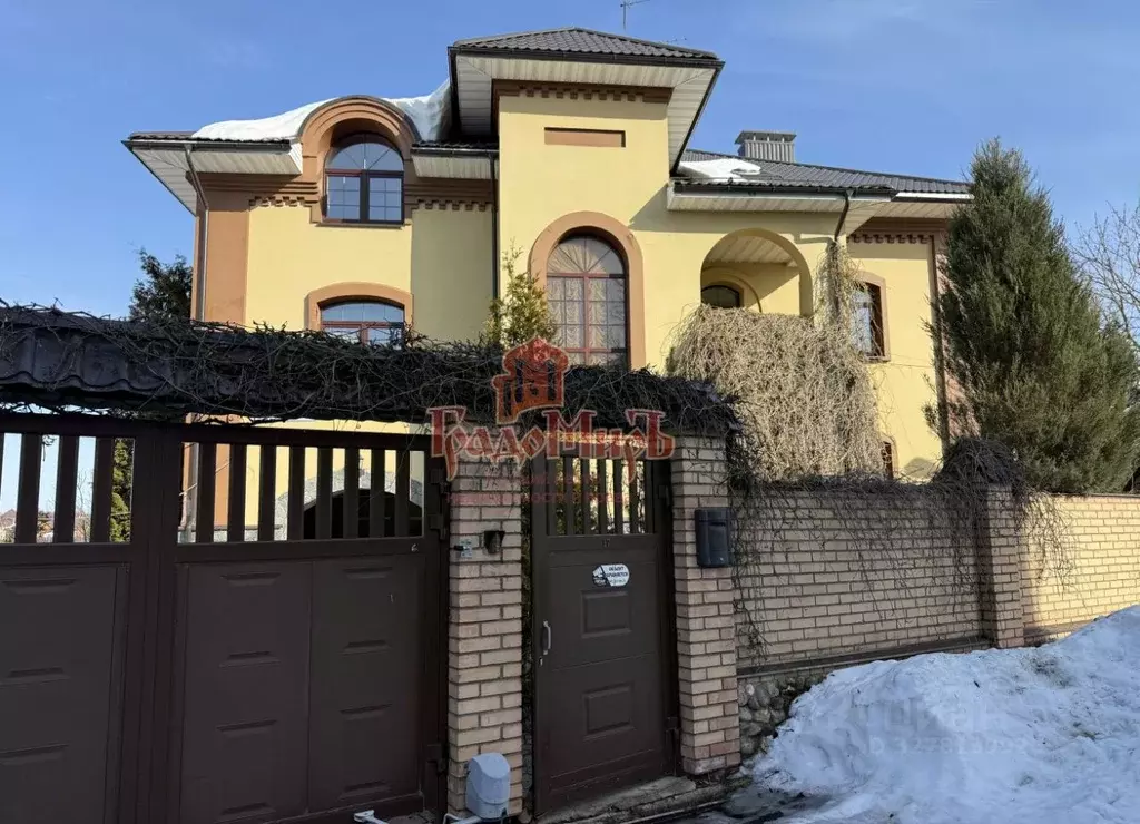 Коттедж в Московская область, Сергиев Посад ул. 3-я Соловьевская, 17 ... - Фото 1