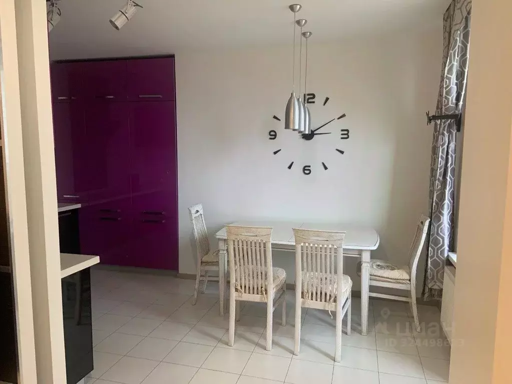 3-к кв. Волгоградская область, Волгоград ул. 8-й Воздушной Армии, 6Б ... - Фото 2