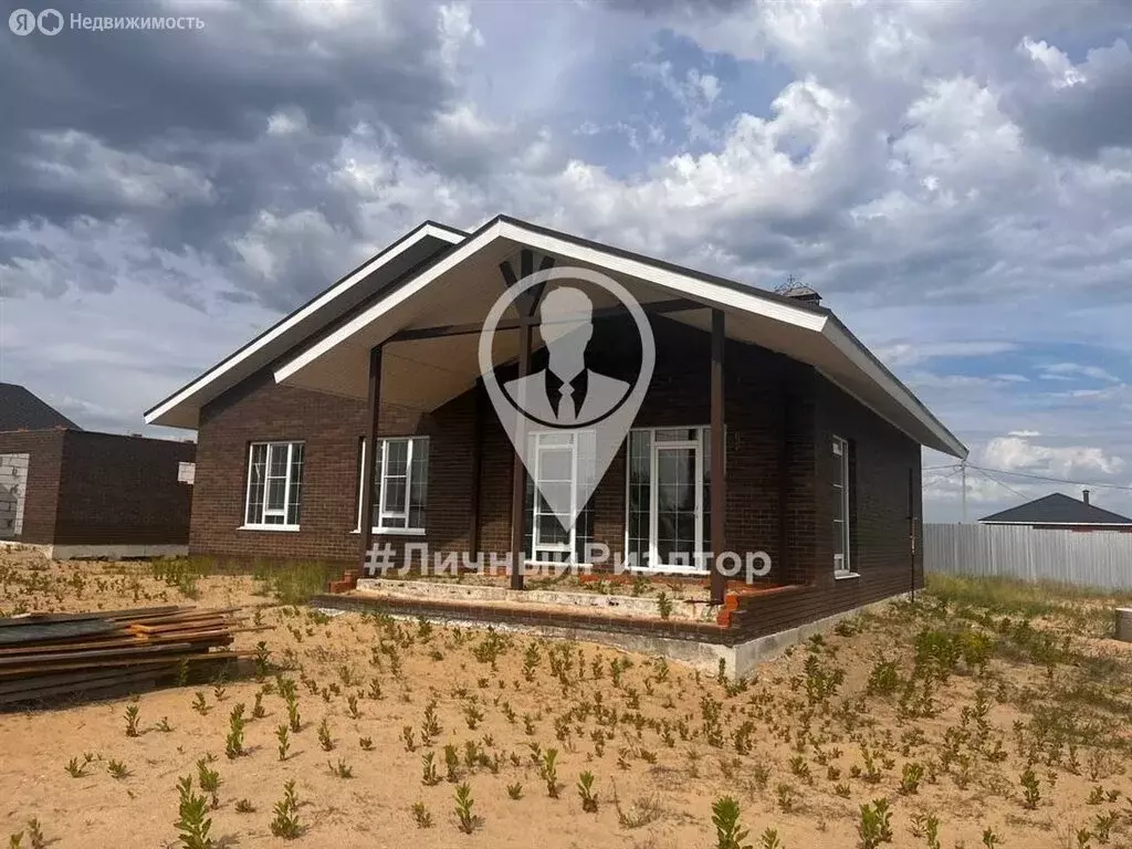 Дом в село Коростово, Центральная улица, 7А (120 м) - Фото 1