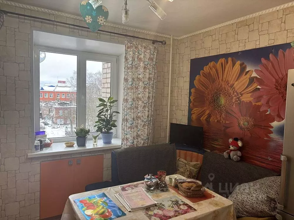 3-к кв. Тверская область, Кимры ул. Кирова, 39 (64.3 м) - Фото 1