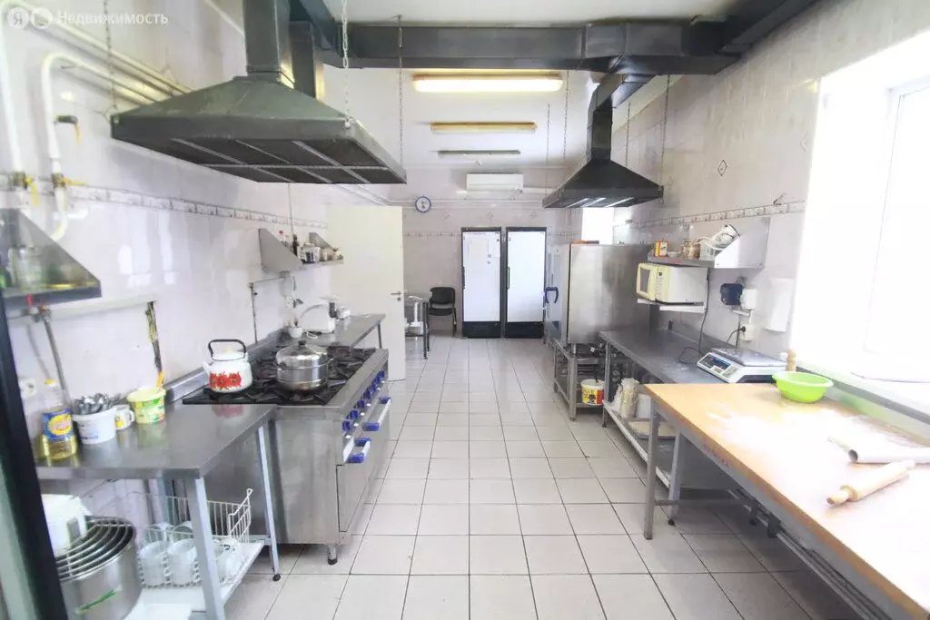 Помещение свободного назначения (1282 м) - Фото 1