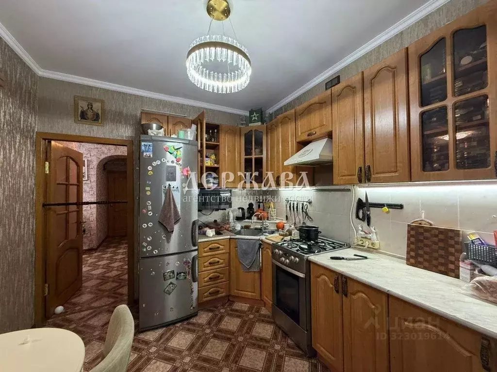 2-к кв. Белгородская область, Старый Оскол Приборостроитель мкр, 14 ... - Фото 1