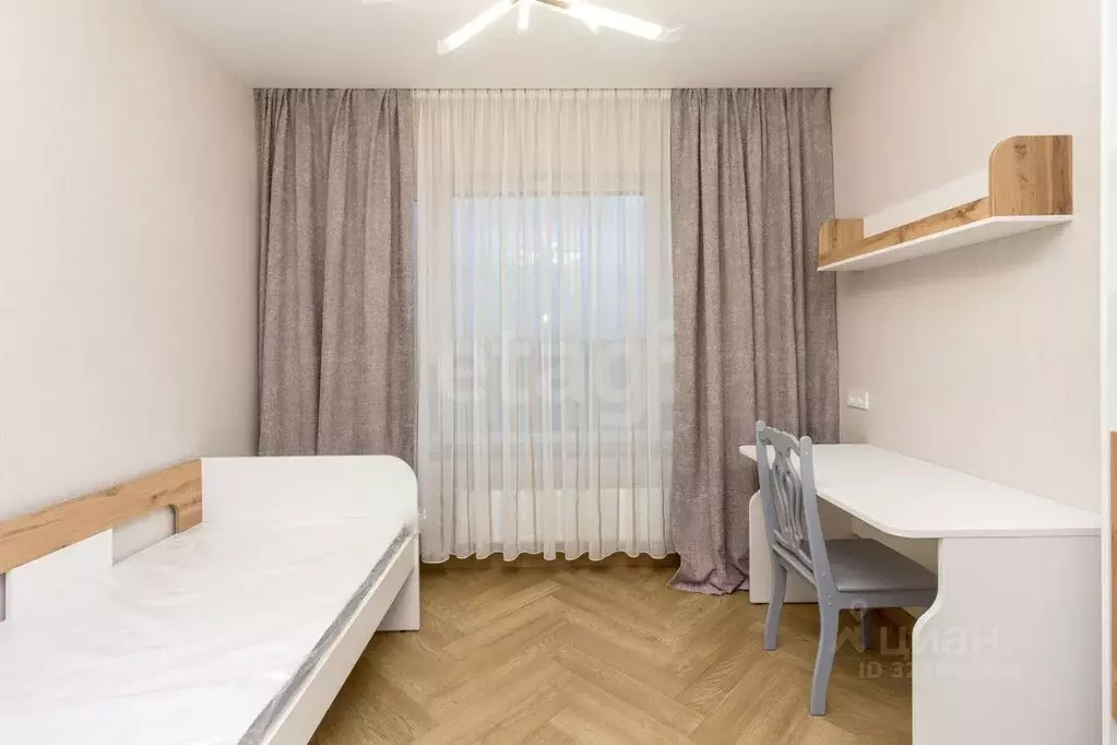 2-к кв. Тюменская область, Тюмень ДОК мкр, ул. Воронинская, 47 (64.7 ... - Фото 1