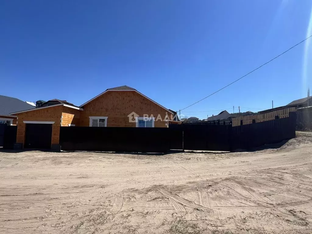 Дом в Бурятия, Тарбагатайский район, Саянтуйское с/пос, с. Нижний ... - Фото 1
