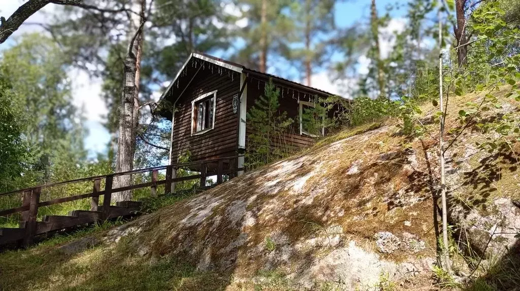 Дом в Карелия, Лахденпохский муниципальный округ, Аннилахти База ... - Фото 1