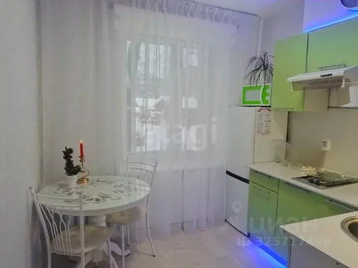 1-к кв. Ленинградская область, Кириши Комсомольская ул., 14 (30.1 м) - Фото 1