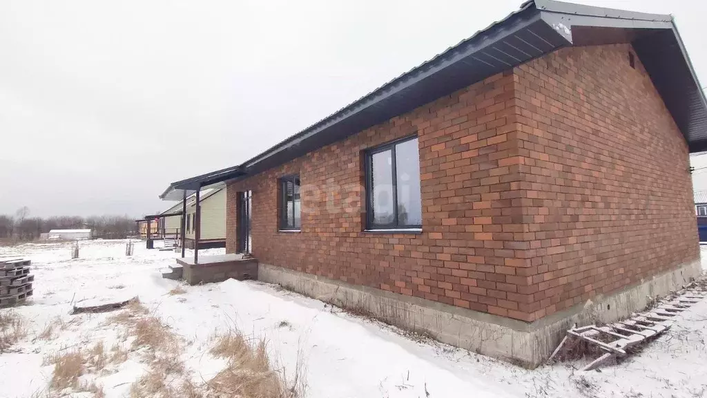 Дом в Башкортостан, Уфимский район, Кирилловский сельсовет, д. ... - Фото 0