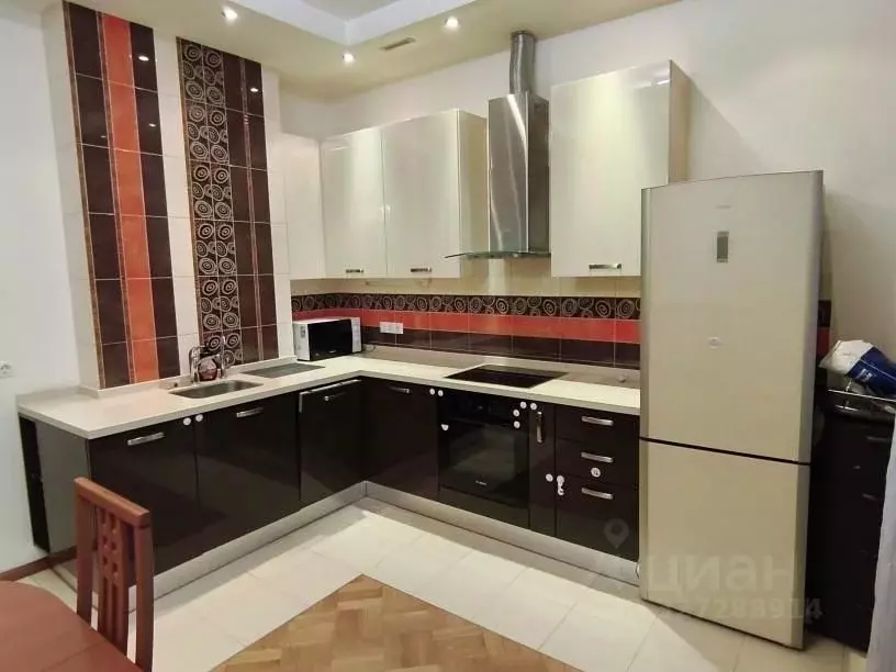 2-к кв. Санкт-Петербург 10-я Васильевского острова линия, 17 (74.0 м) - Фото 1