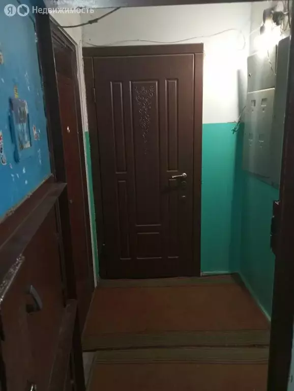 3-комнатная квартира: Керчь, улица Ульяновых, 2В (70 м) - Фото 1