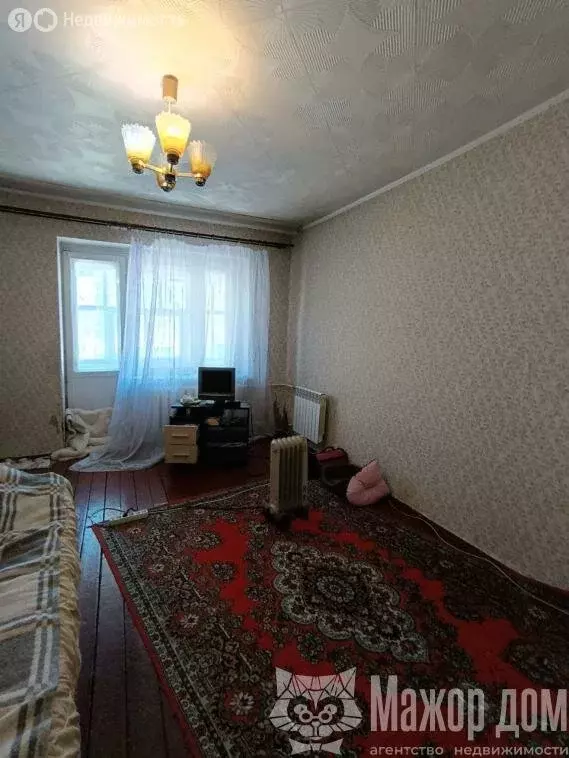 2-комнатная квартира: посёлок городского типа Беркакит, Школьная ... - Фото 1