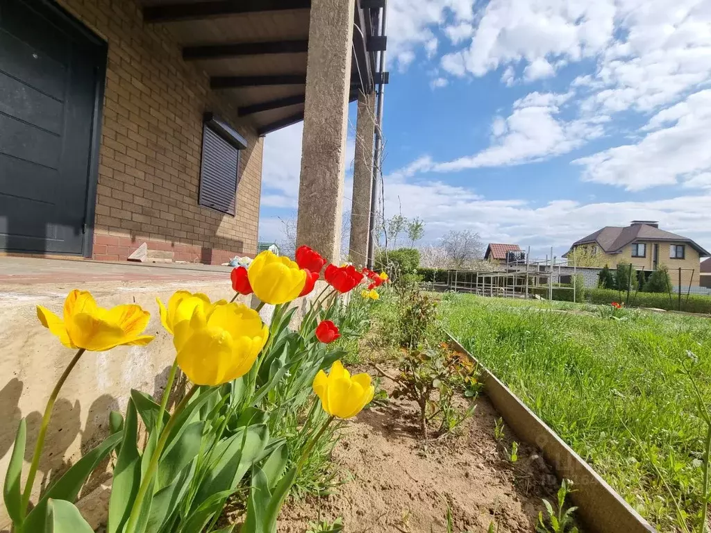 Дом в Волгоградская область, Городищенский район, Ерзовское городское ... - Фото 1