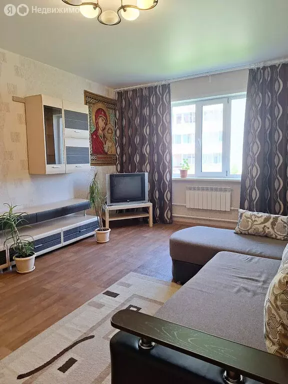 2-комнатная квартира: Октябрьский, Локтинская улица, 6/1 (67 м) - Фото 1