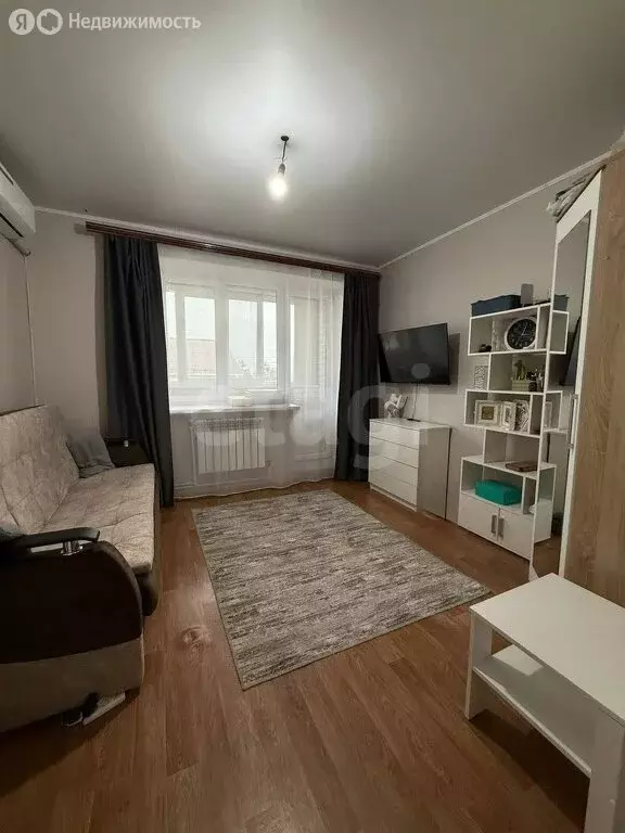 1-комнатная квартира: Губкин, улица Калинина, 8 (25.9 м) - Фото 0